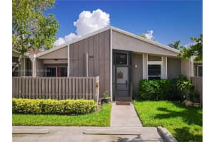 514 Woodgate Cir, Sunrise, FL 33326, Sold 08/10/23