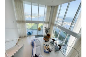 1040 Biscayne Blvd APT 3701, Miami, FL 33132, Sold 11/09/23