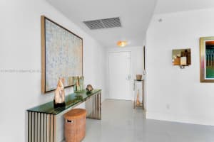 325 S Biscayne Blvd #3723, Miami, FL 33131, Sold 08/14/23