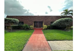 5805 Blueberry Ct #98, Lauderhill, FL 33313, Sold 08/21/23