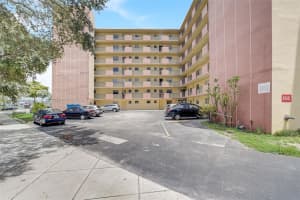 16410 Miami Dr APT 604, North Miami Beach, FL 33162, Sold 08/18/23