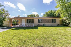 2200 SW 47th Ave, Fort Lauderdale, FL 33317, Sold 08/11/23