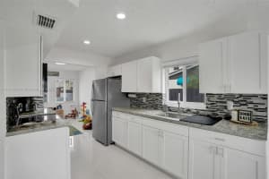 19549 NW 55th Cir Pl, Miami Gardens, FL 33055, Sold 10/05/23