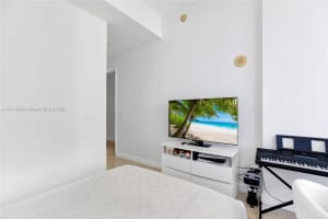 15811 Collins Ave APT 3202, Sunny Isles Beach, FL 33160, Sold 10/16/23