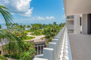 2 Grove Isle Dr B409, Miami, FL 33133, Sold 10/05/23