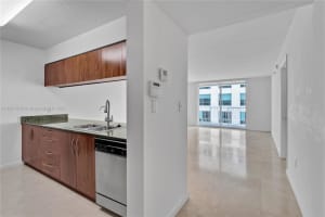 1200 Brickell Bay Dr APT 3606, Miami, FL 33131, Sold 10/10/23