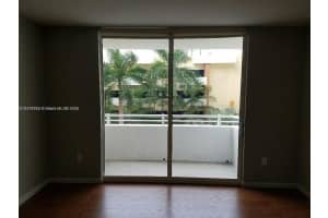 18800 NE 29th Ave APT 326, Aventura, FL 33180, Sold 10/25/23
