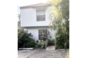 10327 NW 9th St Cir Apt 2-7, Miami, FL 33172, Sold 08/22/23