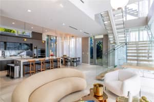 851 NE 1st Ave #701, Miami, FL 33132, Sold 11/22/23