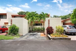 7843 SW 106th Cir, Miami, FL 33173, Sold 08/07/23