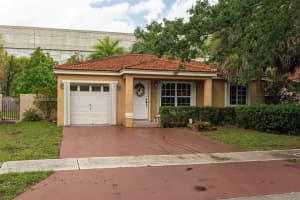 19062 NW 91st Ct, Hialeah, FL 33018, Sold 08/11/23