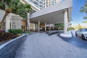 3800 S Ocean Dr APT 621, Hollywood, FL 33019, Sold 04/05/24
