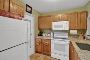 550 SE 2nd Ave APT G6, Deerfield Beach, FL 33441, Sold 09/14/23