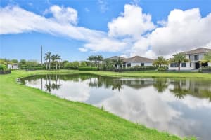 10875 Moore Dr, Parkland, FL 33076, Sold 09/29/23