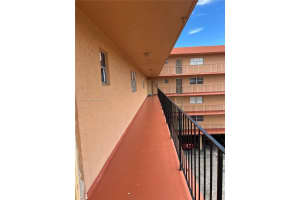 1890 W 56th St APT 1303, Hialeah, FL 33012, Sold 07/28/23