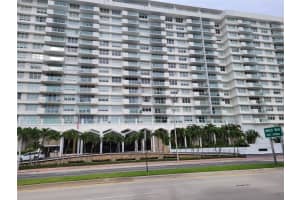 5601 Collins Ave APT 408, Miami Beach, FL 33140, Sold 09/11/23