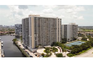 2500 Parkview Dr APT 510, Hallandale Beach, FL 33009, Sold 11/22/23
