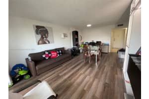 15600 NW 7th Ave APT 310, Miami, FL 33169, Sold 10/30/24