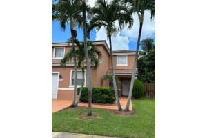 10313 SW 16th St, Pembroke Pines, FL 33025, Sold 08/24/23