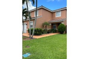 10313 SW 16th St, Pembroke Pines, FL 33025, Sold 08/24/23