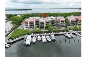 5962 Paradise Point Dr #5962, Palmetto Bay, FL 33157, Sold 08/25/23