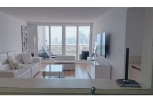 The Grand Doubletree, 1717 N Bayshore Dr a 3252, Miami, FL 33132, Sold 05/22/25
