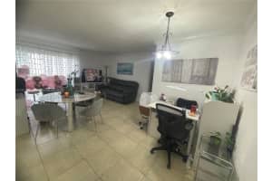 7226 SW 94th Pl APT F2, Miami, FL 33173, Sold 09/19/23