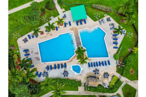 18181 NE 31st Ct APT 1403, Aventura, FL 33160, Sold 08/31/23