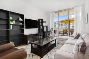 218 SE 14th St APT 805, Miami, FL 33131, Sold 10/18/23