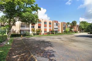 8260 SW 24th St APT 6202, North Lauderdale, FL 33068, Sold 09/05/23