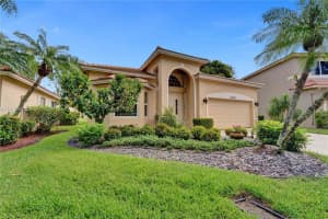 16401 Sapphire Pl, Weston, FL 33331, Sold 08/29/23