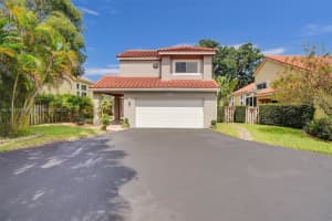 10021 NW 3rd Ct, Plantation, FL 33324, Sold 09/05/23
