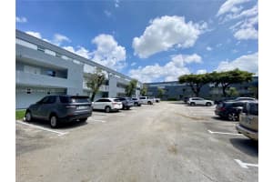 9371 Fontainebleau Blvd APT I210, Miami, FL 33172, Sold 10/04/23