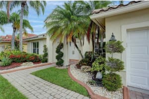 1563 SW 191st Ave, Pembroke Pines, FL 33029, Sold 08/15/23