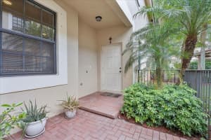 4211 Vineyard Cir #4211, Weston, FL 33332, Sold 08/04/23