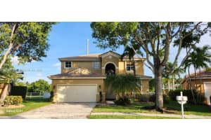 19310 SW 16th St, Pembroke Pines, FL 33029, Sold 08/09/23