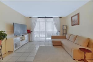 500 NE 12th Ave APT 205, Hallandale Beach, FL 33009, Sold 07/27/23