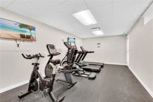 4301 Collins Ave APT 207, Miami Beach, FL 33140, Sold 12/12/23