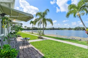 2418 Carlyle Ln #148, Hollywood, FL 33021, Sold 12/08/23