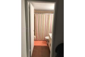 7125 Bonita Dr APT 301, Miami Beach, FL 33141, Sold 05/15/24