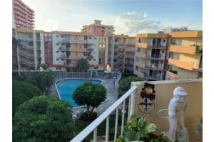 1750 W 46th St APT 538, Hialeah, FL 33012, Sold 08/24/23