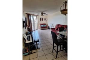 1750 W 46th St APT 538, Hialeah, FL 33012, Sold 08/24/23