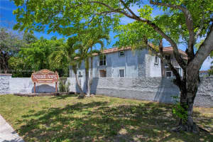 10383 N Kendall Dr APT N5, Miami, FL 33176, Sold 08/11/23