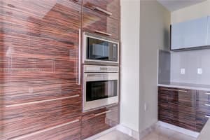 200 Sunny Isles Blvd #2, Sunny Isles Beach, FL 33160, Sold 11/01/23