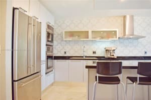 401 Ocean Dr APT 1120, Miami Beach, FL 33139, Sold 09/07/23