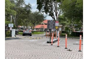 11650 SW 2nd St, Pembroke Pines, FL 33025, Sold 08/31/23