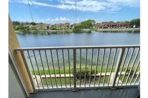460 NW 214th St APT 205, Miami Gardens, FL 33169, Sold 09/29/23
