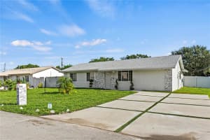3305 NW 213th Terrace, Miami Gardens, FL 33056, Sold 11/09/23