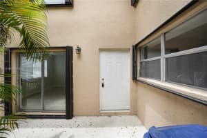 7016 NW 169th St #7016, Hialeah, FL 33015, Sold 09/21/23