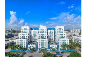 7600 Collins Ave APT 102, Miami Beach, FL 33141, Sold 08/28/23